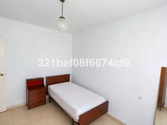 3-bedroom Apartment In Málaga, Spain (90 M²)
