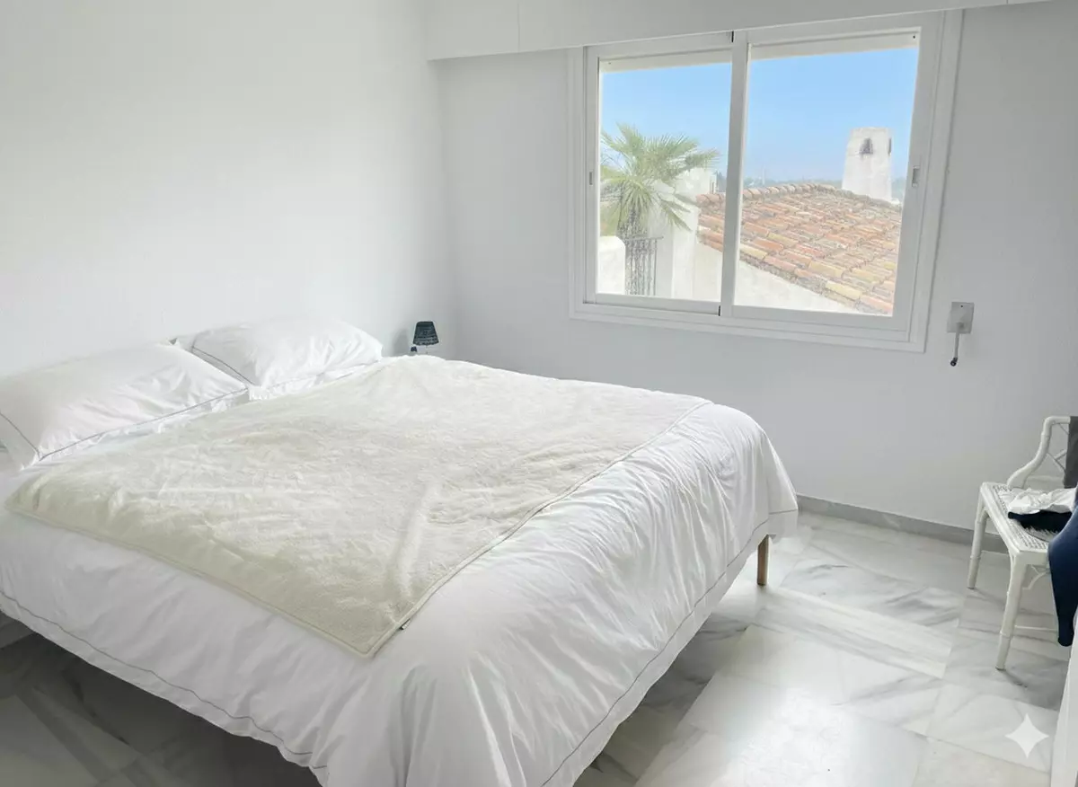 2-bedroom Apartment In Málaga, Spain (93 M²)
