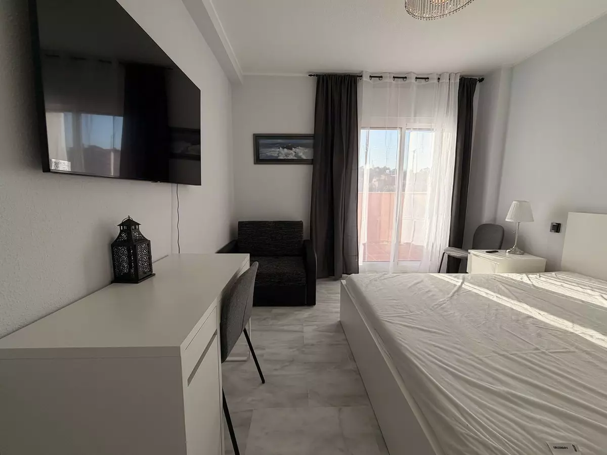 2-bedroom Apartment In Marbella, Spain (129 M²)