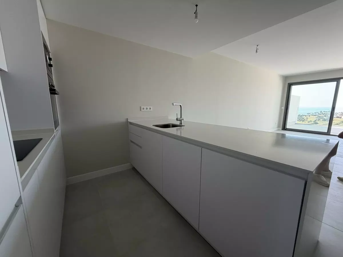 2-bedroom Apartment In Manilva, Spain (78 M²)