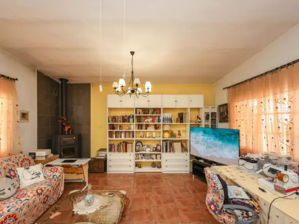 2-bedroom Villa In Cártama, Spain (126 M²)