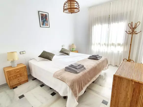 3-bedroom Apartment In Fuengirola, Spain (100 M²)