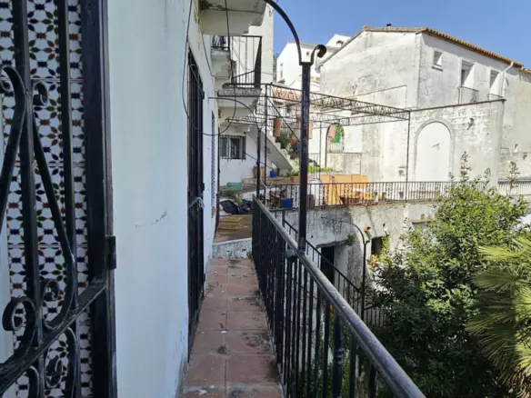 5-bedroom Villa In Gaucín, Spain (750 M²)