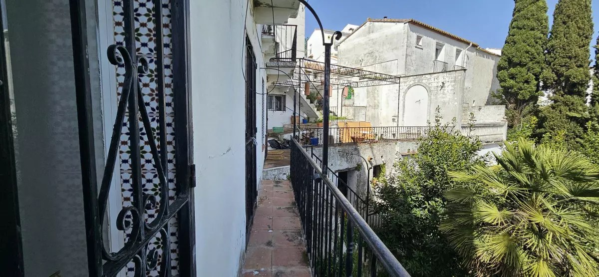 5-bedroom Villa In Gaucín, Spain (750 M²)