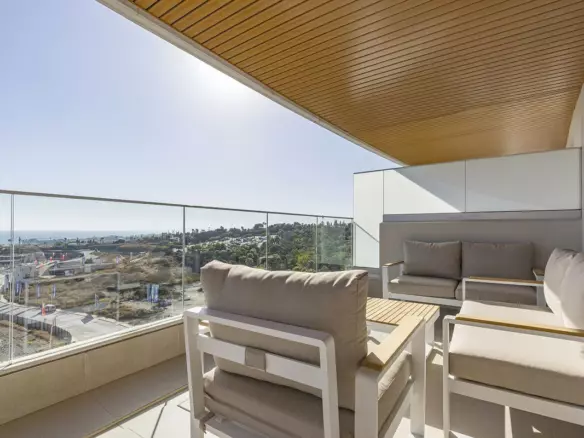 3-bedroom Apartment In Estepona, Spain (187 M²)