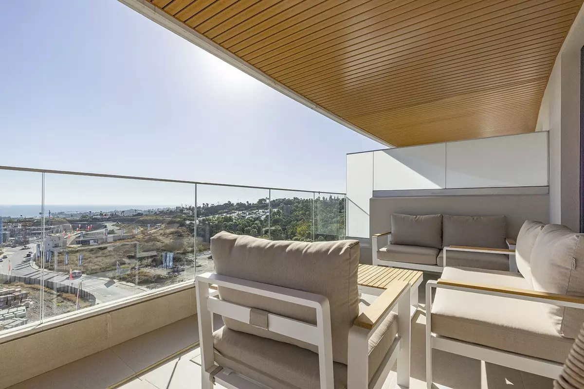 3-bedroom Apartment In Estepona, Spain (187 M²)