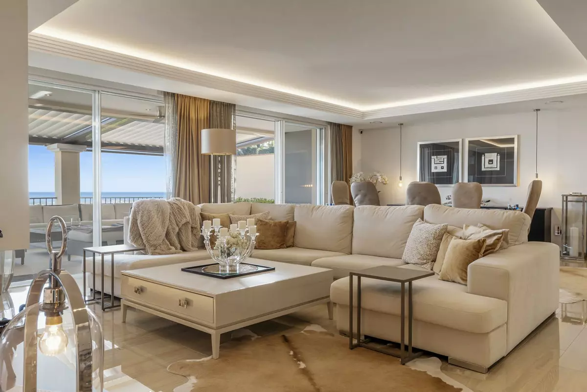 4-bedroom Apartment In Málaga, Spain (350 M²)