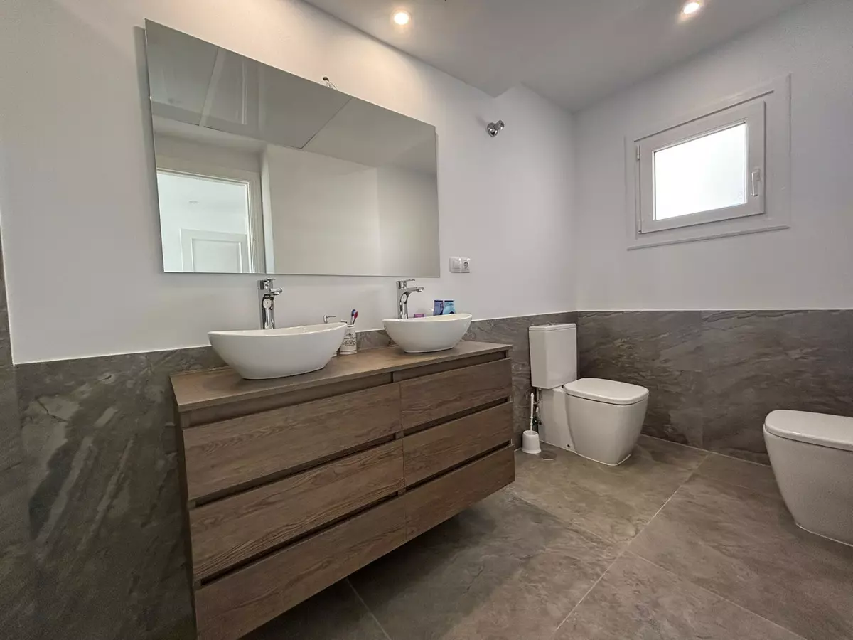 4-bedroom Town House In Marbella, Spain (220 M²)