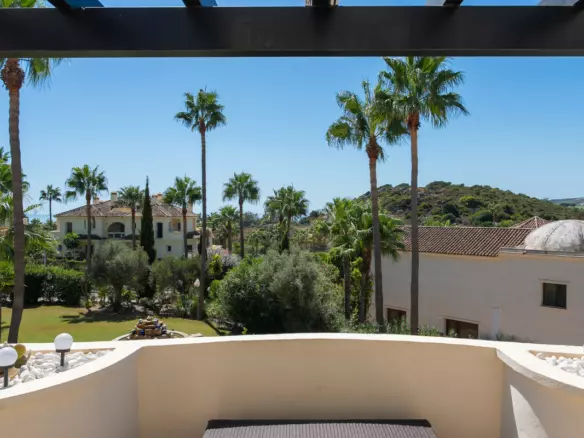 3-bedroom Apartment In Casares, Spain (352 M²)