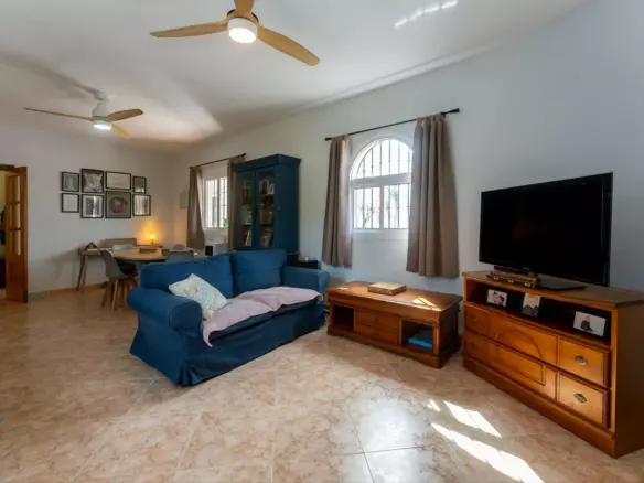 3-bedroom Country House In Casarabonela, Spain (142 M²)