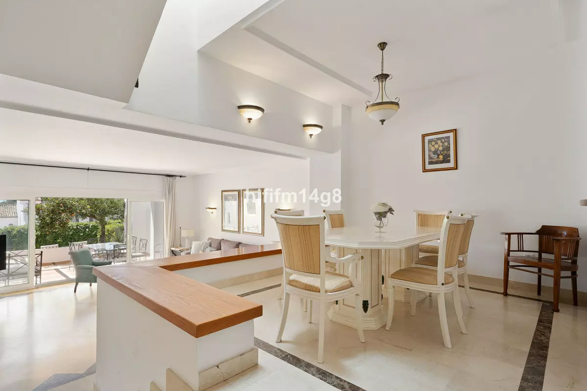 3-bedroom Town House In Marbella, Spain (385 M²)