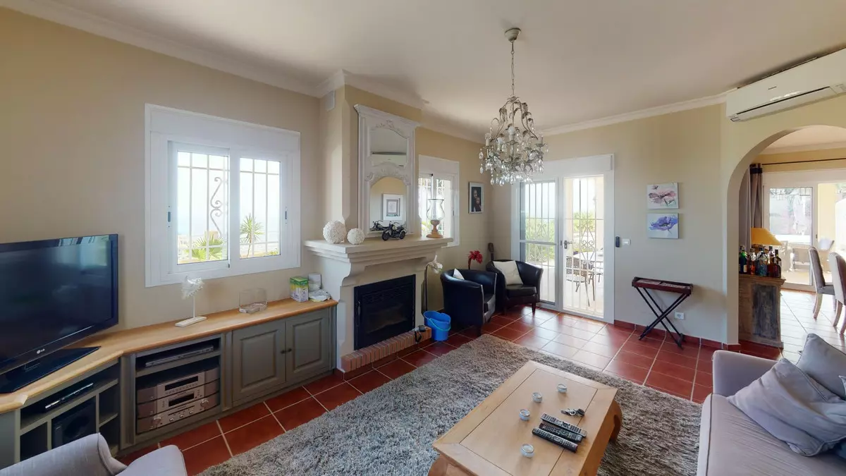 3-bedroom Villa In Vélez – Málaga, Spain (190 M²)
