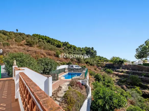 2-bedroom Villa In Frigiliana, Spain (49 M²)