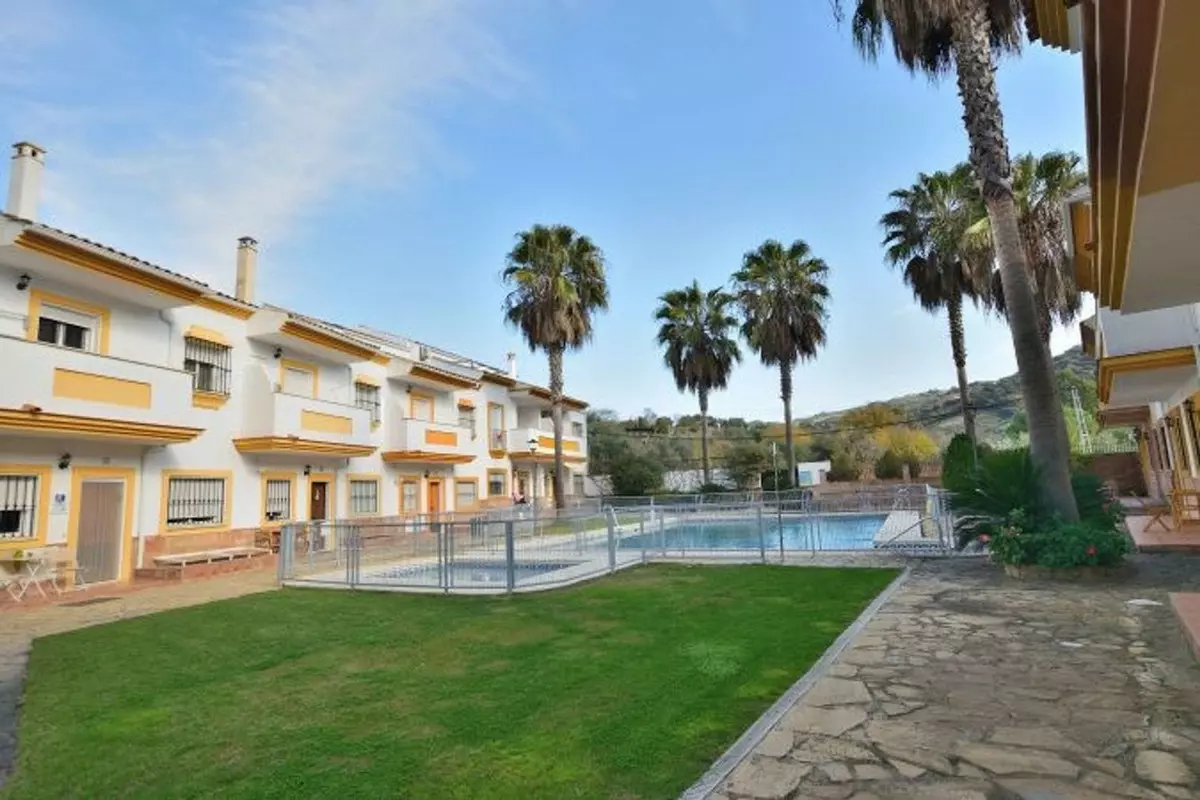 3-bedroom Town House In Ronda, Spain (114 M²)