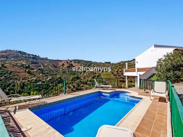2-bedroom Villa In Frigiliana, Spain (49 M²)
