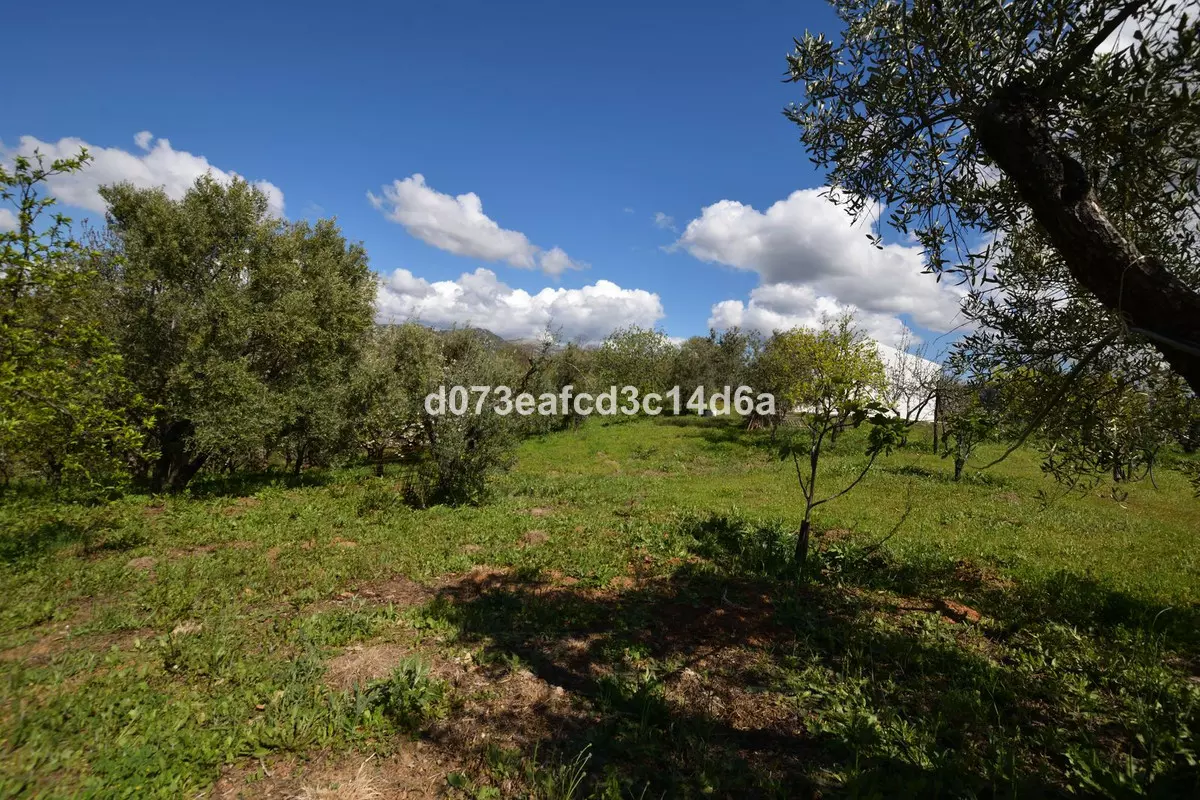 2-bedroom Country House In Cartajima, Spain (66 M²)