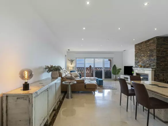 3-bedroom Apartment In Málaga, Spain (171 M²)
