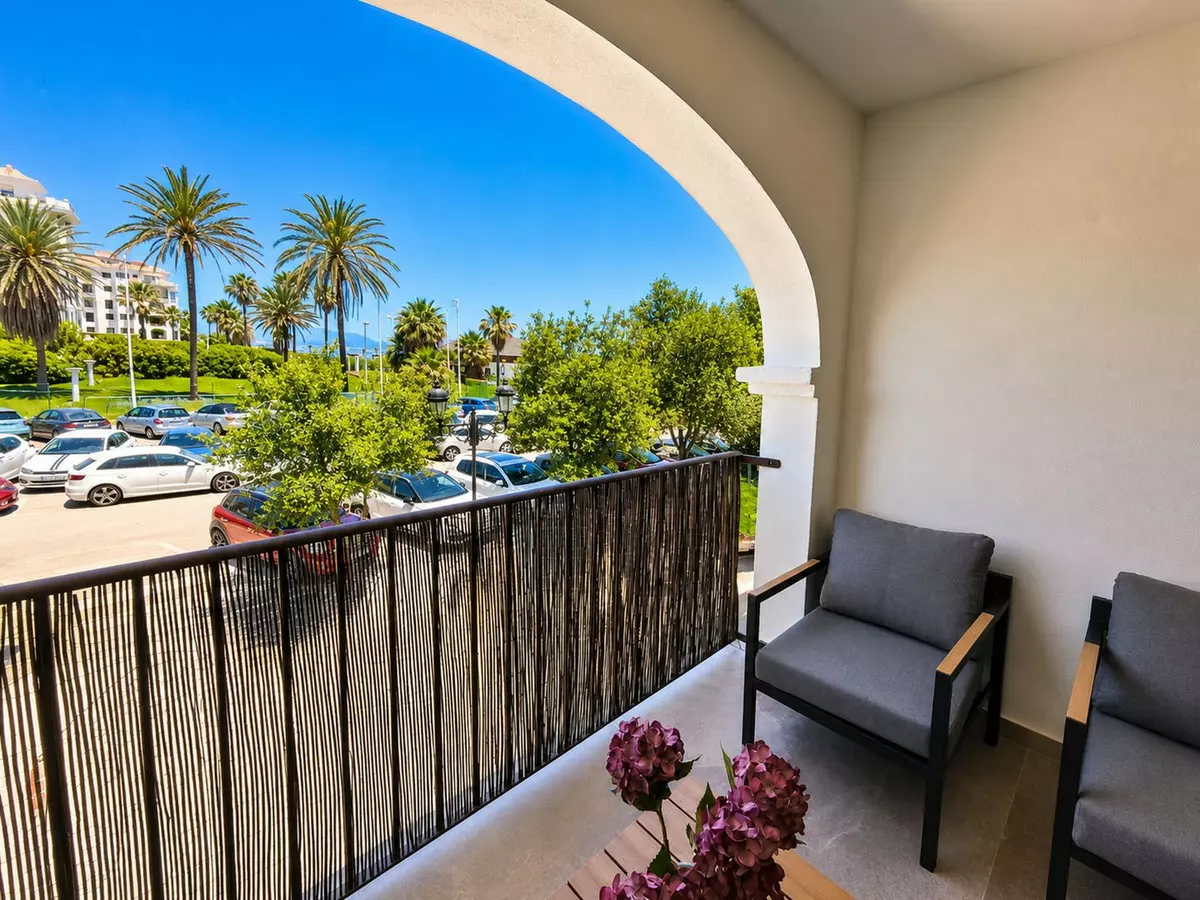 2-bedroom Apartment In Manilva, Spain (87 M²)