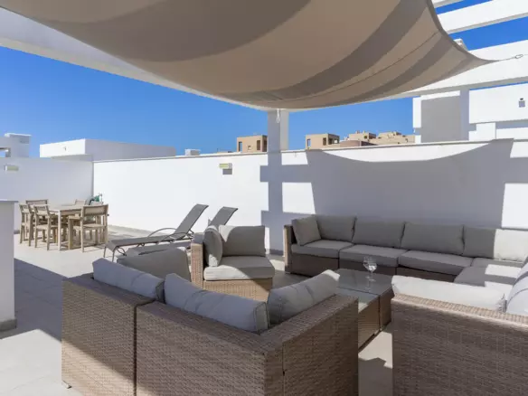 3-bedroom Apartment In Estepona, Spain (85 M²)