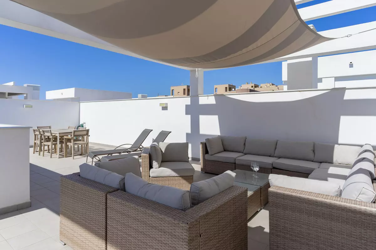 3-bedroom Apartment In Estepona, Spain (85 M²)