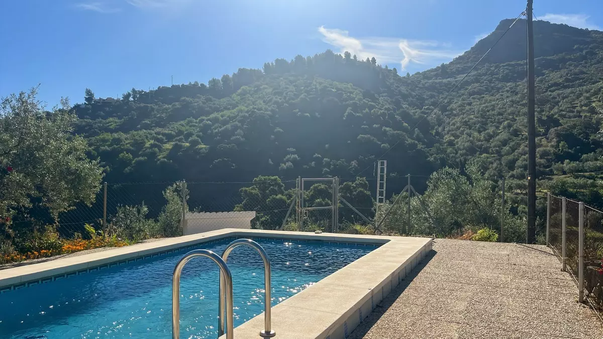 4-bedroom Country House In Comares, Spain (113 M²)
