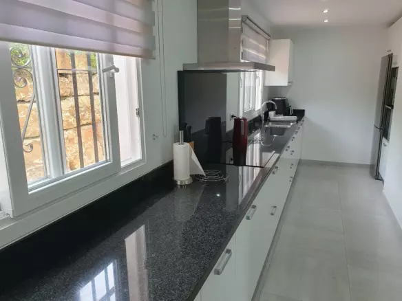 2-bedroom Apartment In Estepona, Spain (116 M²)