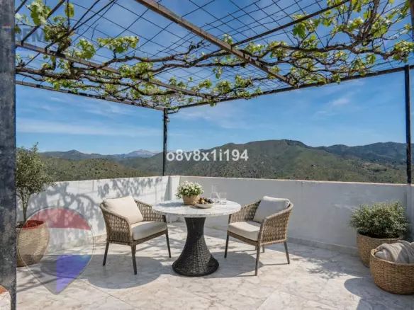 3-bedroom Country House In Málaga, Spain (100 M²)