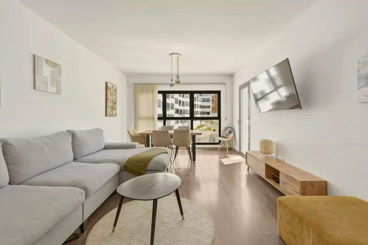 3-bedroom Apartment In Estepona, Spain (111 M²)