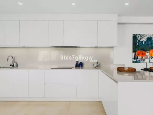3-bedroom Apartment In Benahavis, Spain (204 M²)