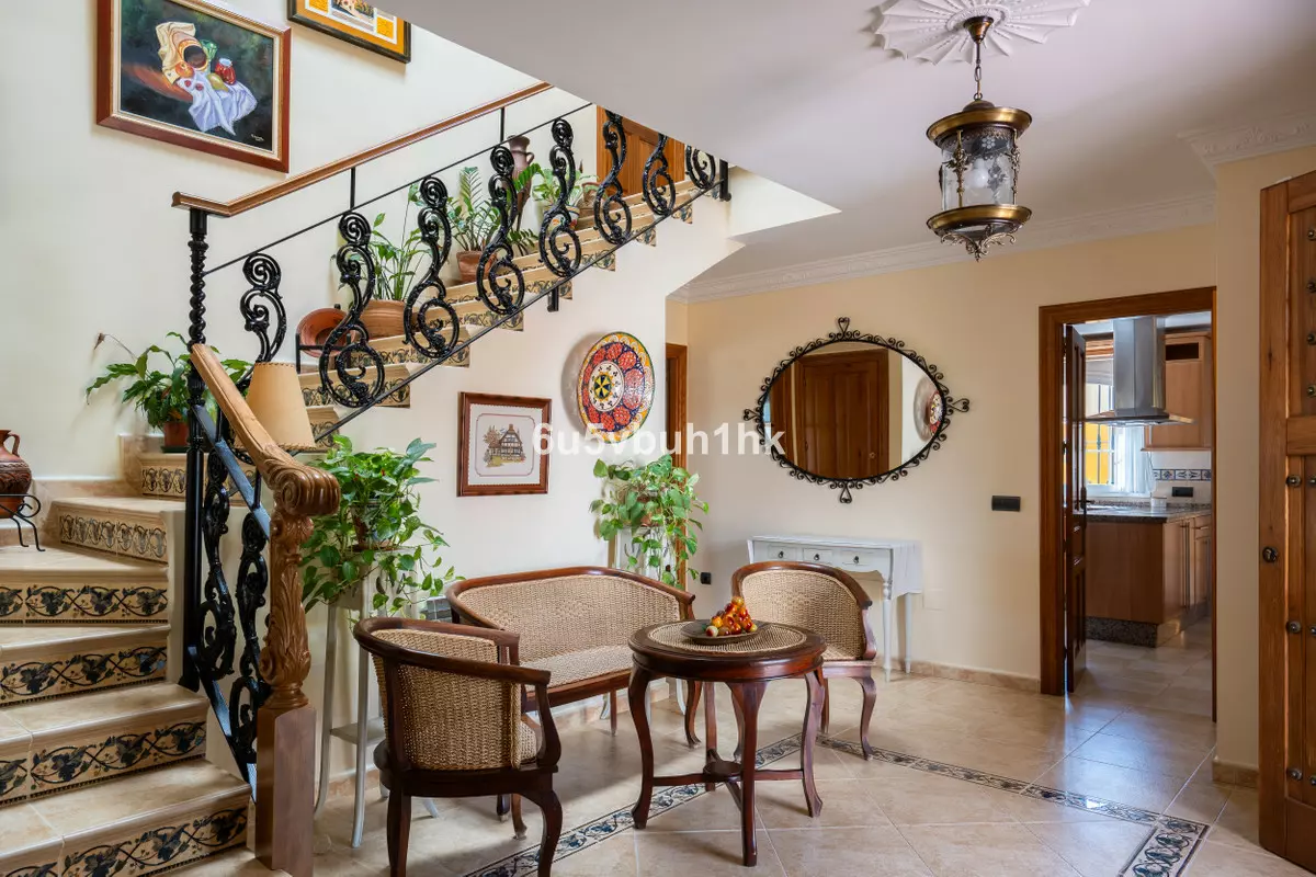 5-bedroom Villa In Mijas, Spain (382 M²)
