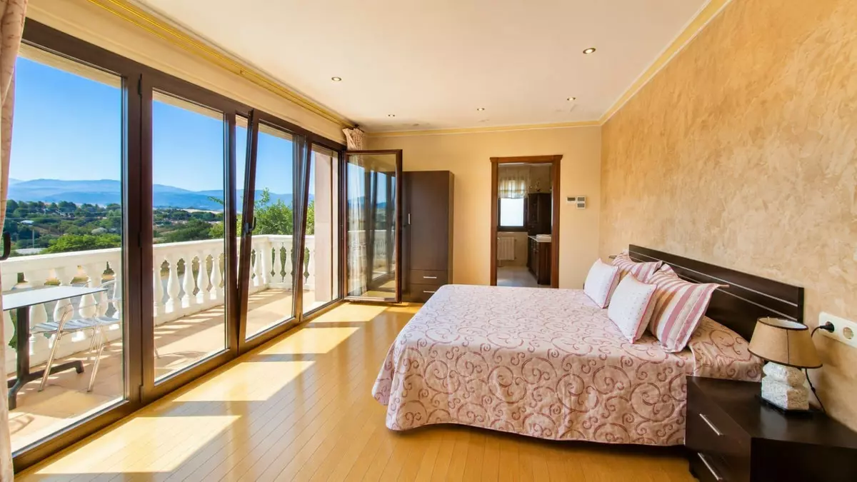 6-bedroom Villa In Ronda, Spain (534 M²)