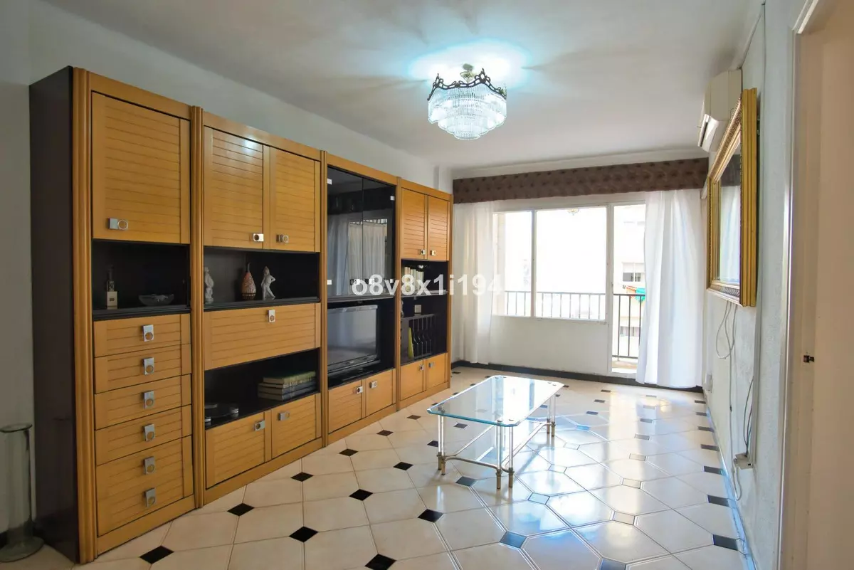 3-bedroom Apartment In Málaga, Spain (86 M²)