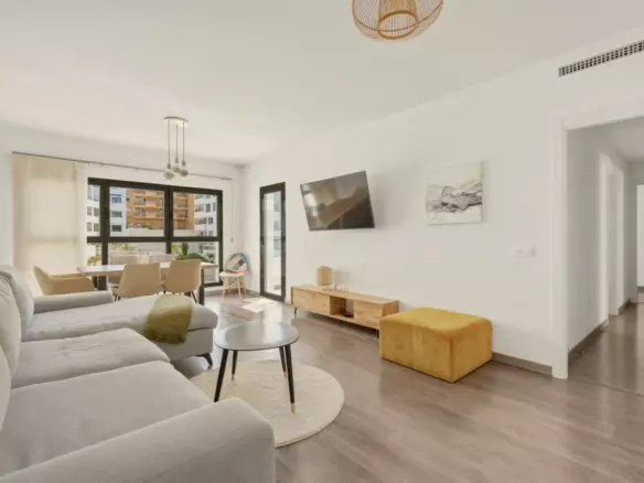 3-bedroom Apartment In Estepona, Spain (111 M²)