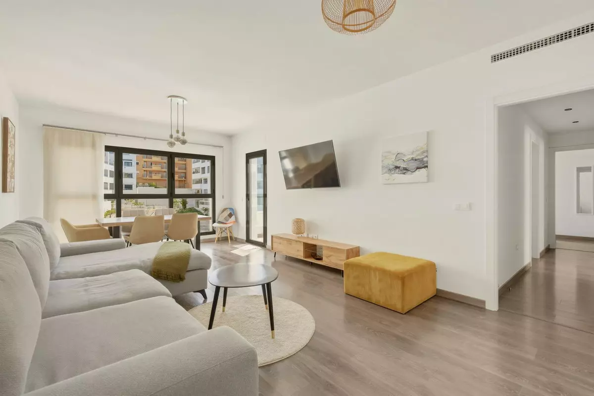 3-bedroom Apartment In Estepona, Spain (111 M²)