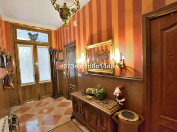 4-bedroom Apartment In Ronda, Spain (132 M²)