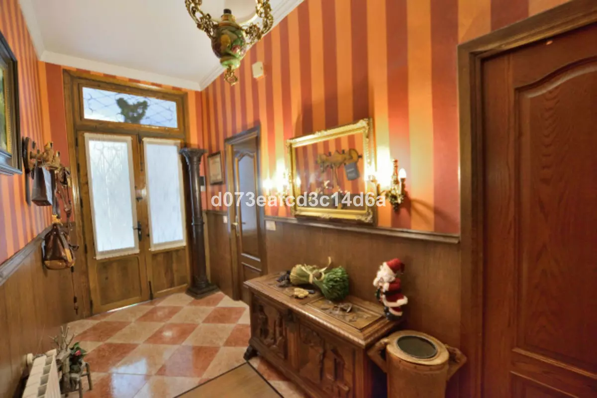 4-bedroom Apartment In Ronda, Spain (132 M²)