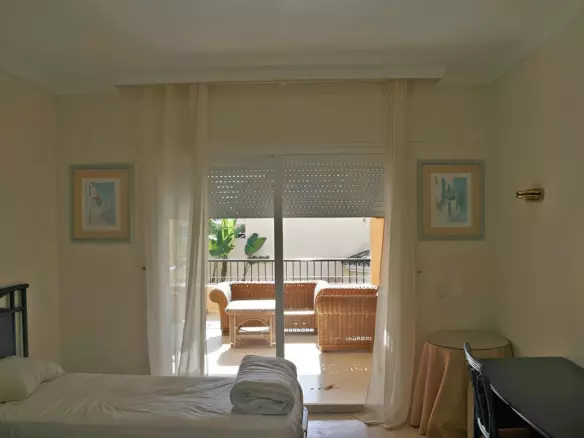 4-bedroom Apartment In Estepona, Spain (209 M²)