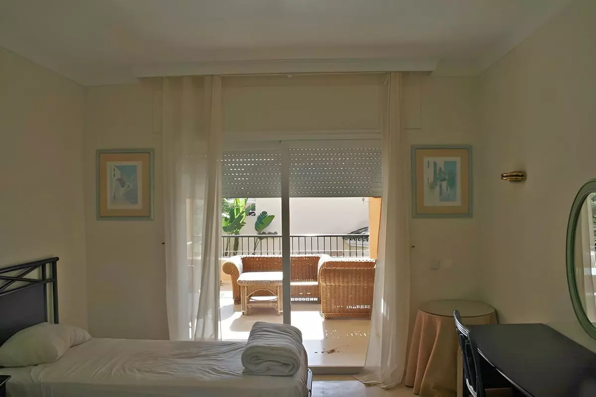 4-bedroom Apartment In Estepona, Spain (209 M²)