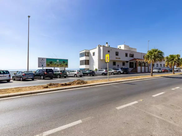 2-bedroom Apartment In Benalmádena, Spain (128 M²)