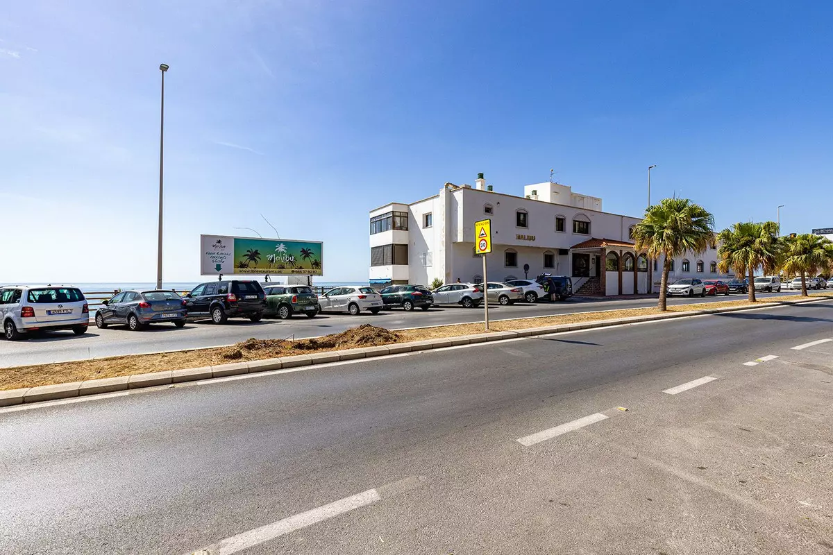 2-bedroom Apartment In Benalmádena, Spain (128 M²)