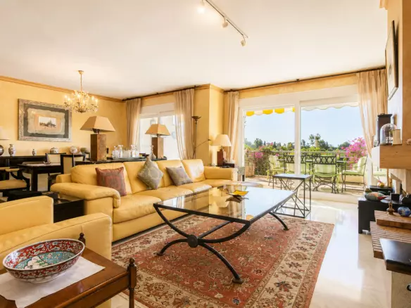 4-bedroom Apartment In Marbella, Spain (286 M²)