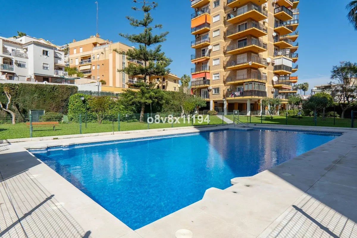 2-bedroom Apartment In Torremolinos, Spain (132 M²)