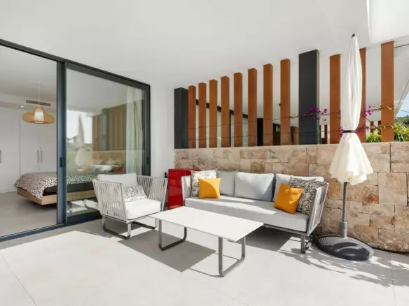 3-bedroom Apartment In Marbella, Spain (151 M²)
