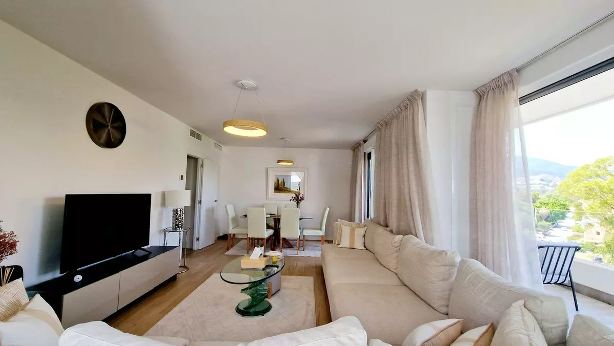 3-bedroom Apartment In Marbella, Spain (120 M²)