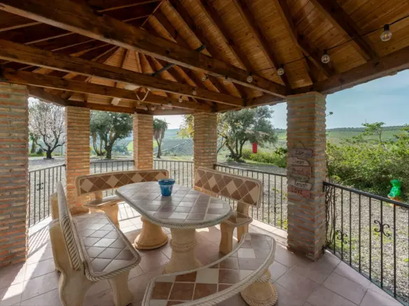 3-bedroom Country House In Casarabonela, Spain (142 M²)