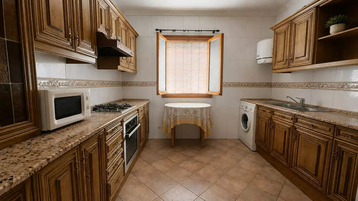 3-bedroom Apartment In Coín, Spain (73 M²)