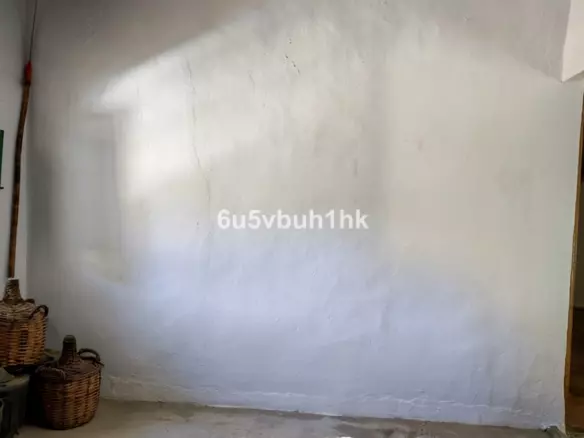5-bedroom Country House In Álora, Spain (181 M²)