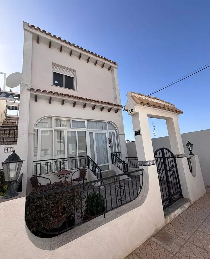 2-bedroom Town House In Orihuela, Spain (96 M²)