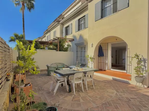 4-bedroom Town House In Marbella, Spain (232 M²)