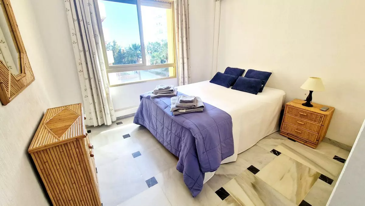 3-bedroom Apartment In Fuengirola, Spain (100 M²)